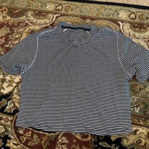Lululemon cropped t shirt